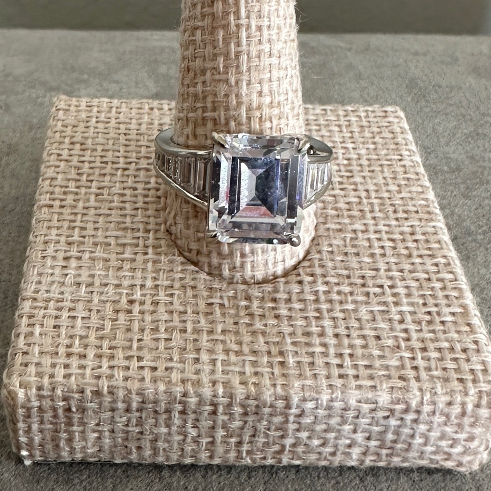 CZ & sterling silver fashion ring by Absolute - Picture 2 of 14